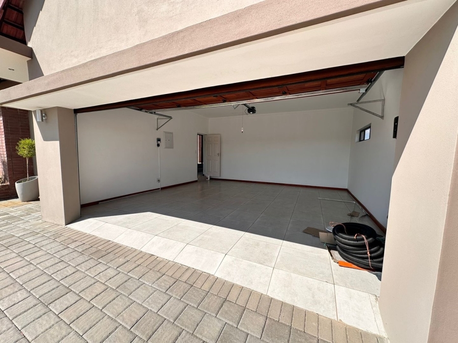 4 Bedroom Property for Sale in Wild Olive Estate Free State